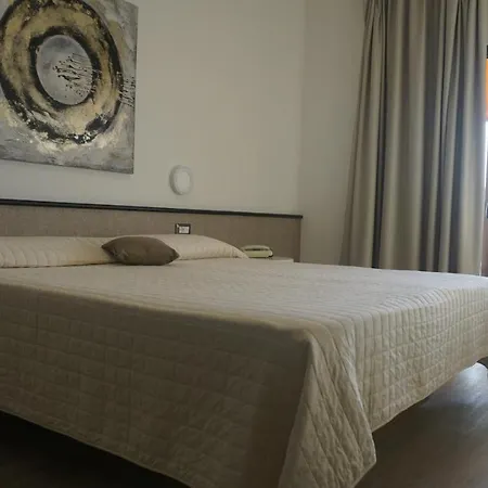 San Zeno Hotel San Zeno di Montagna
